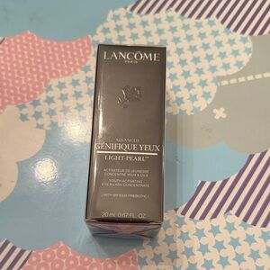 Lancôme Génifique Yeux Light-Pearl Serum in Silver and Black